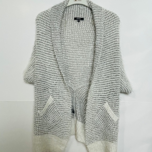 Xoxo Women’s open front cardigan Sweater Sz Medium - Picture 9 of 11